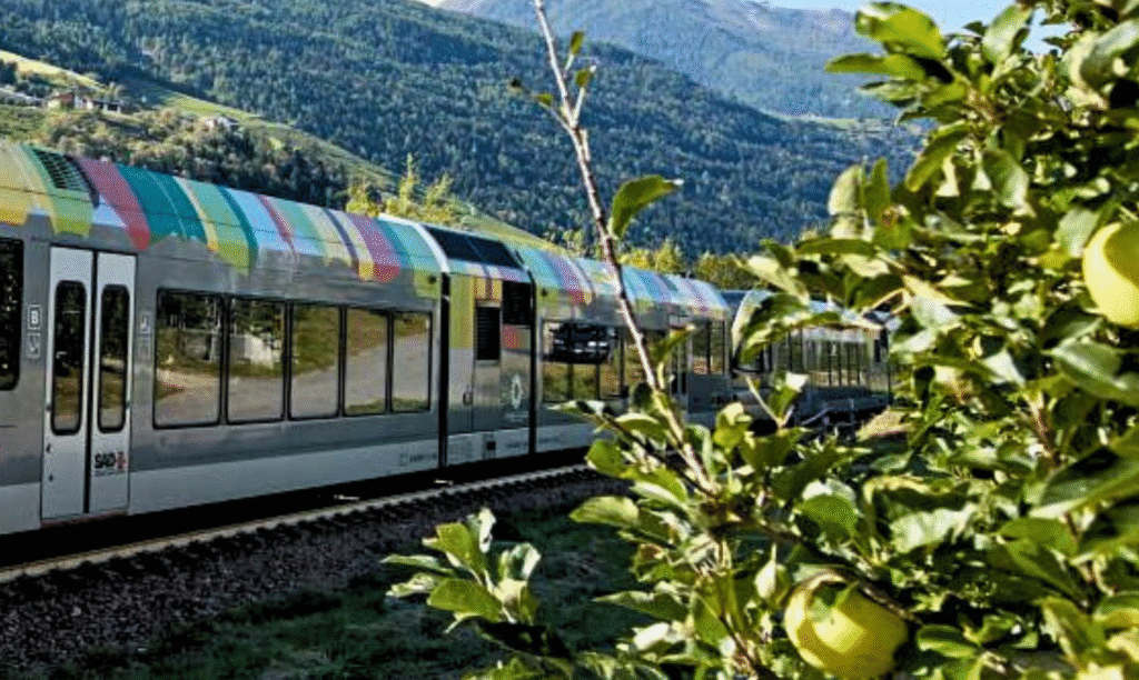 ferrovia-treno-val-venosta-merano-malles