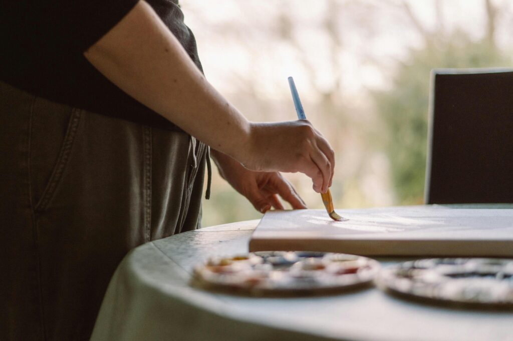 pittura-su-tela-musica-aperitivo-agriturismo-colle-mura-gualdo-tadino-perugia-23-agosto-2025