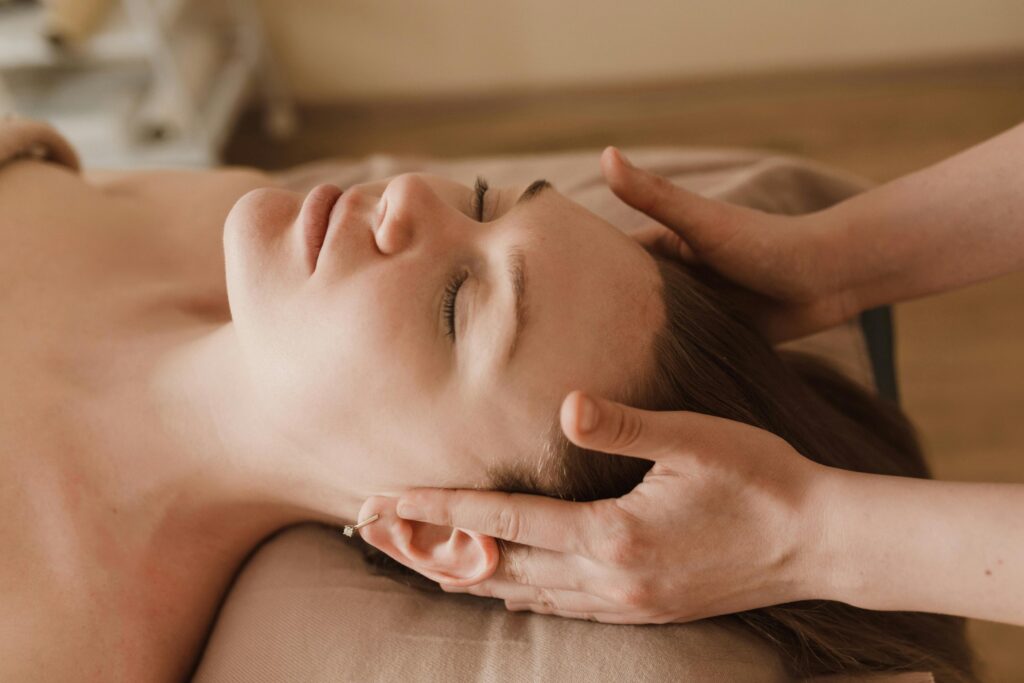 massaggio ayurvedico testa