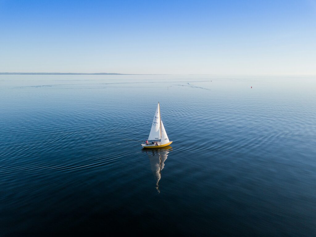 yoga-sailing-yoga-barca-lazio